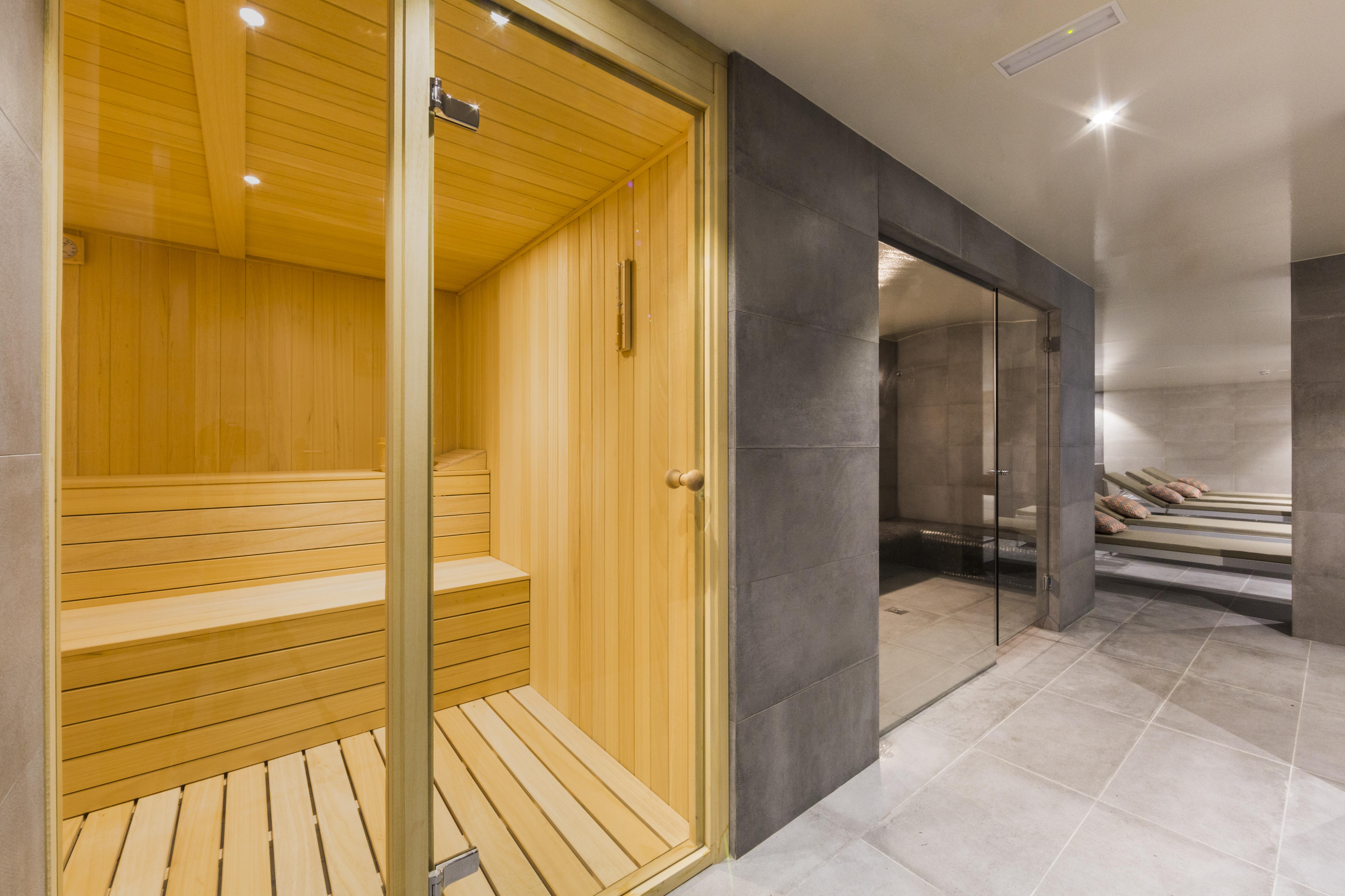 Hotel Catalonia 4*